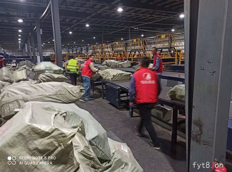 上海青浦区百世快递招聘大量短期工