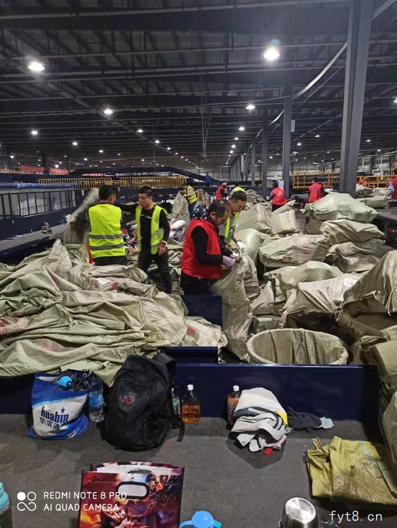 上海青浦区百世快递招聘大量短期工